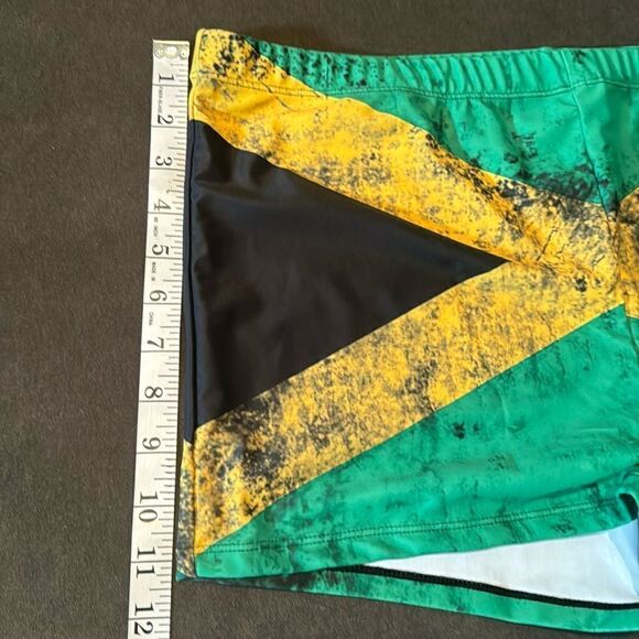 Women’s 2 Piece Jamaican Flag Design Bikini Swimsuit Bathers Size 2XL NEW - Picture 10 of 16